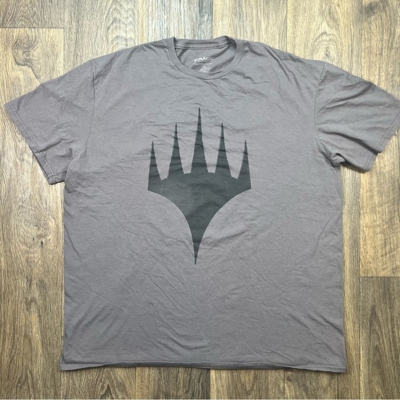 Magic The Gather grey and black graphic tee - Picture 1 of 4